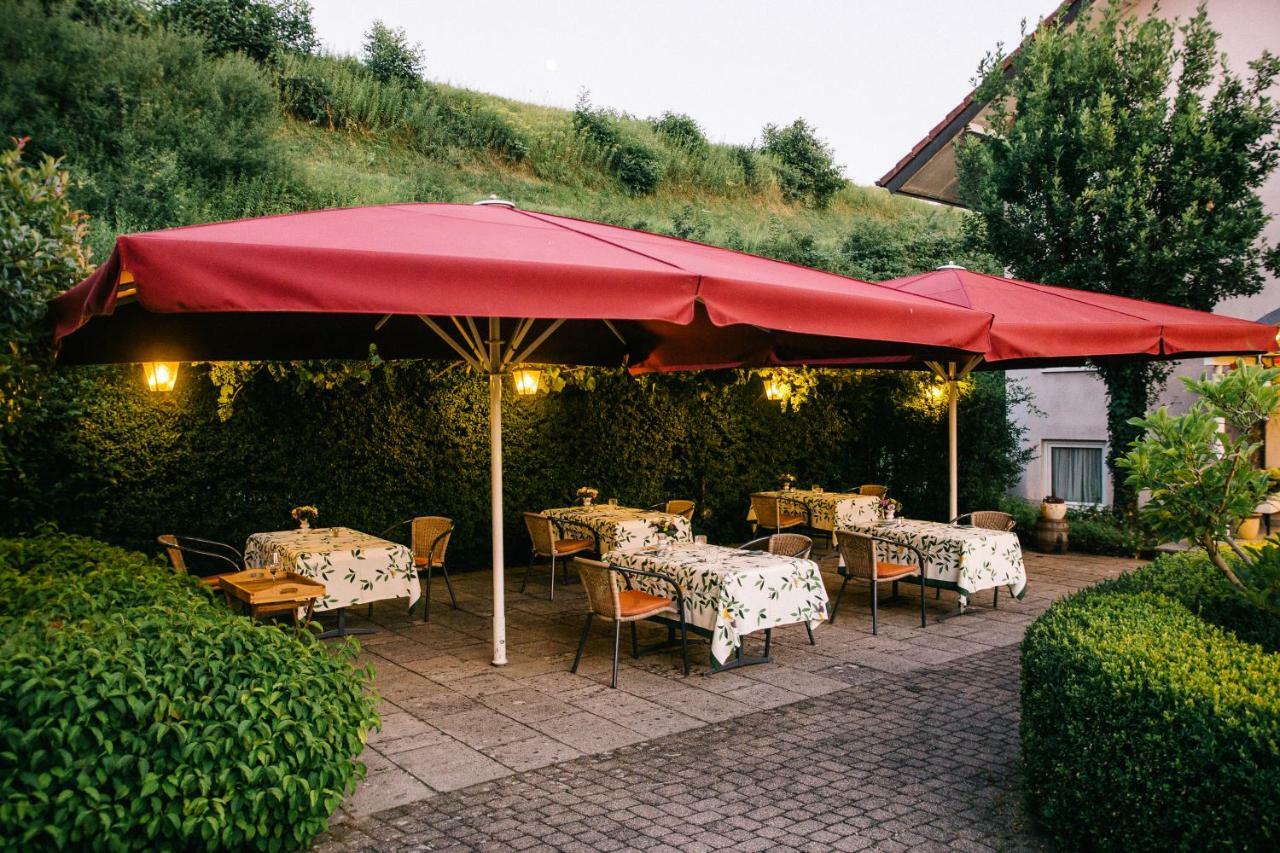 Landhaus Keller - Hotel & Restaurant Malterdingen ภายนอก รูปภาพ