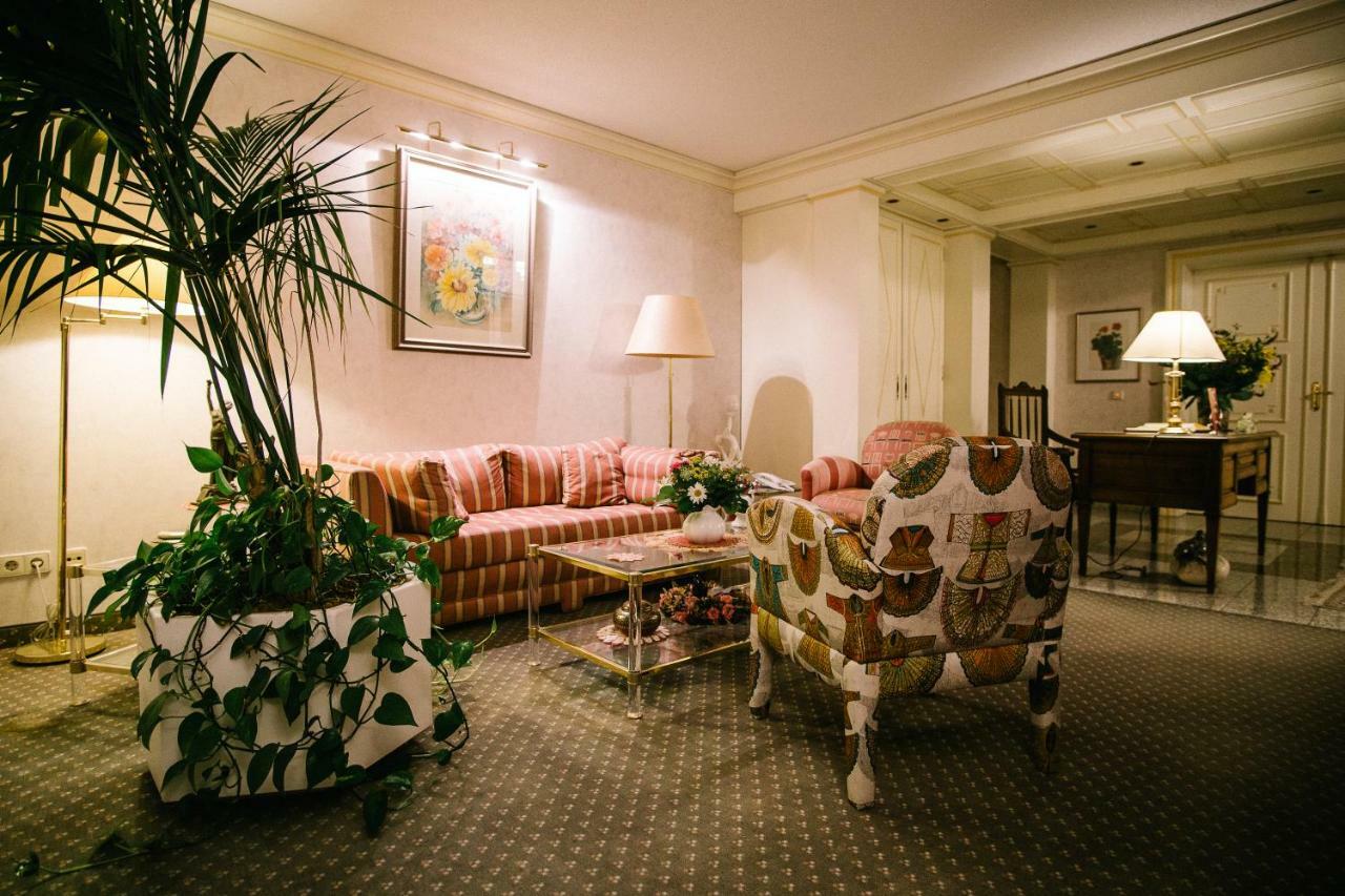 Landhaus Keller - Hotel & Restaurant Malterdingen ภายนอก รูปภาพ